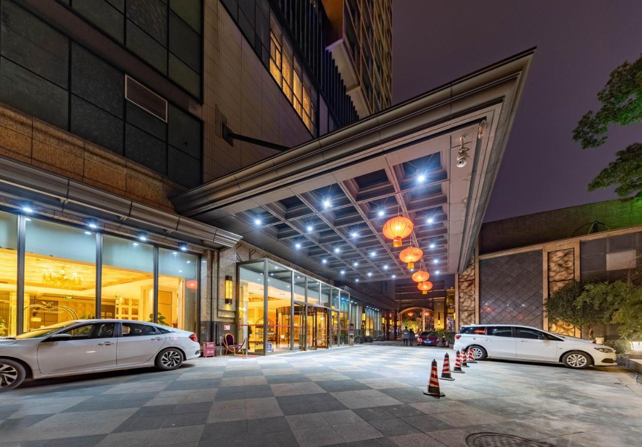 Ramada Yichang Hotel Extérieur photo