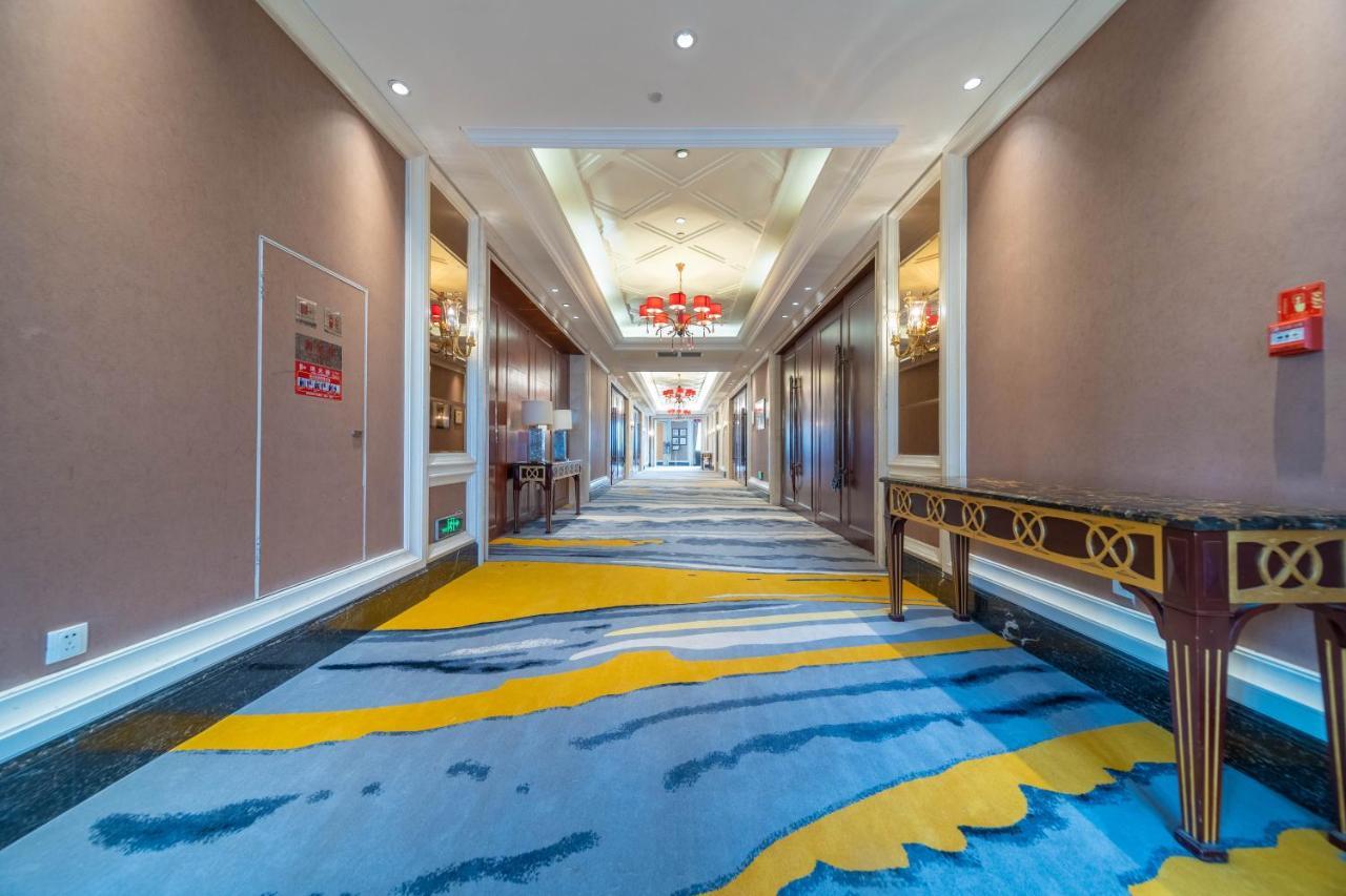 Ramada Yichang Hotel Extérieur photo
