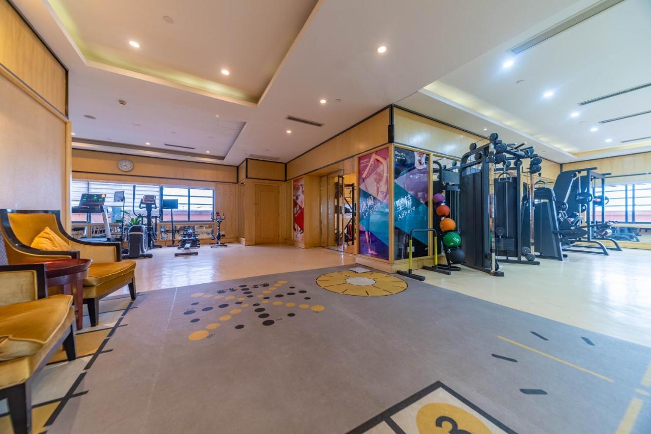 Ramada Yichang Hotel Extérieur photo