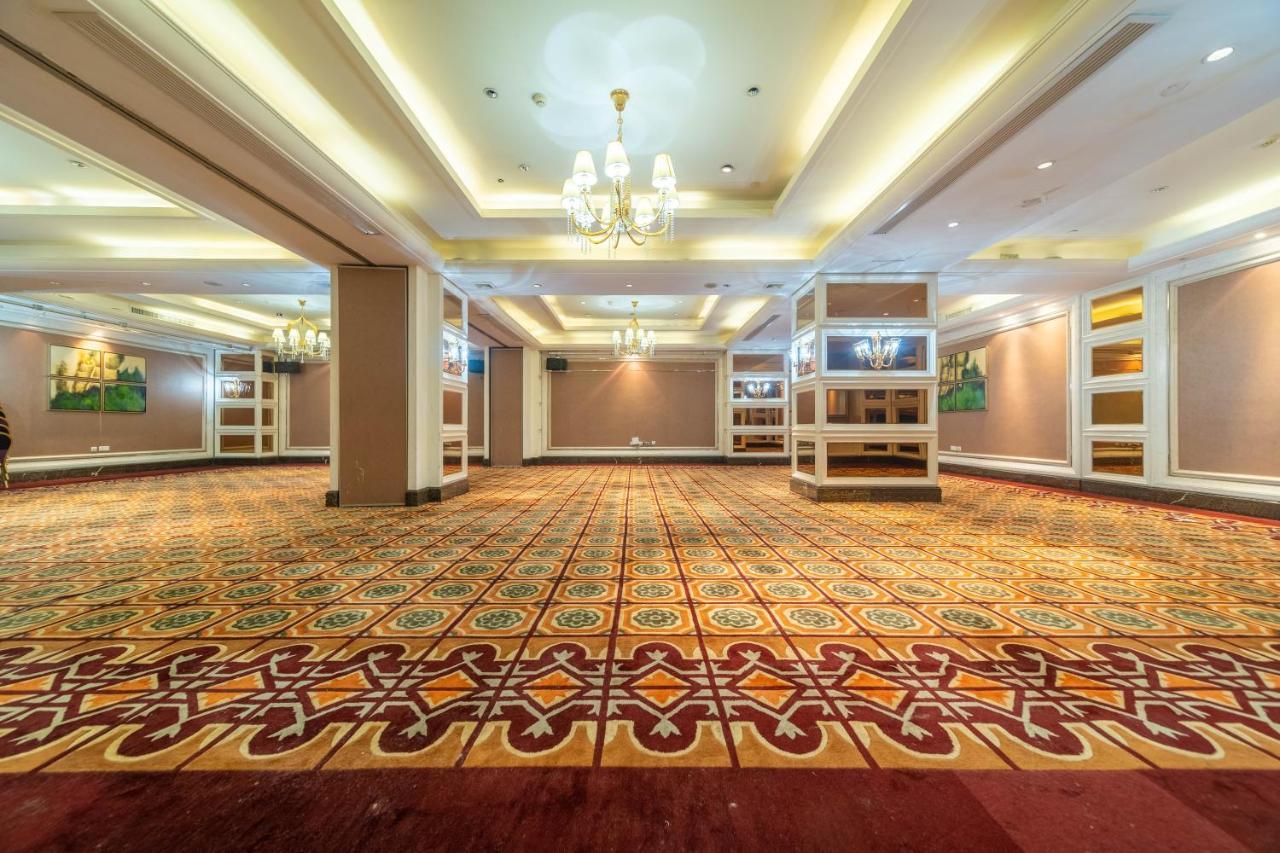 Ramada Yichang Hotel Extérieur photo
