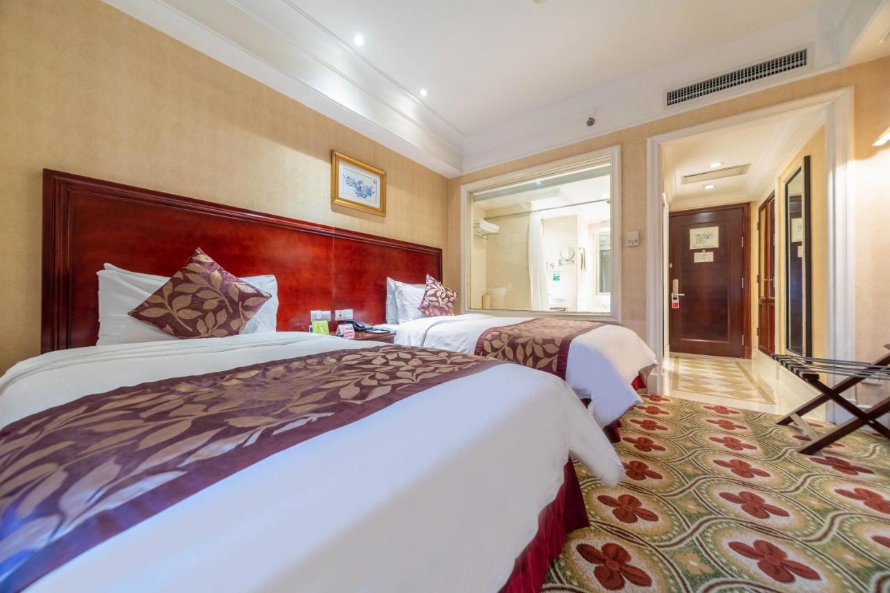 Ramada Yichang Hotel Extérieur photo