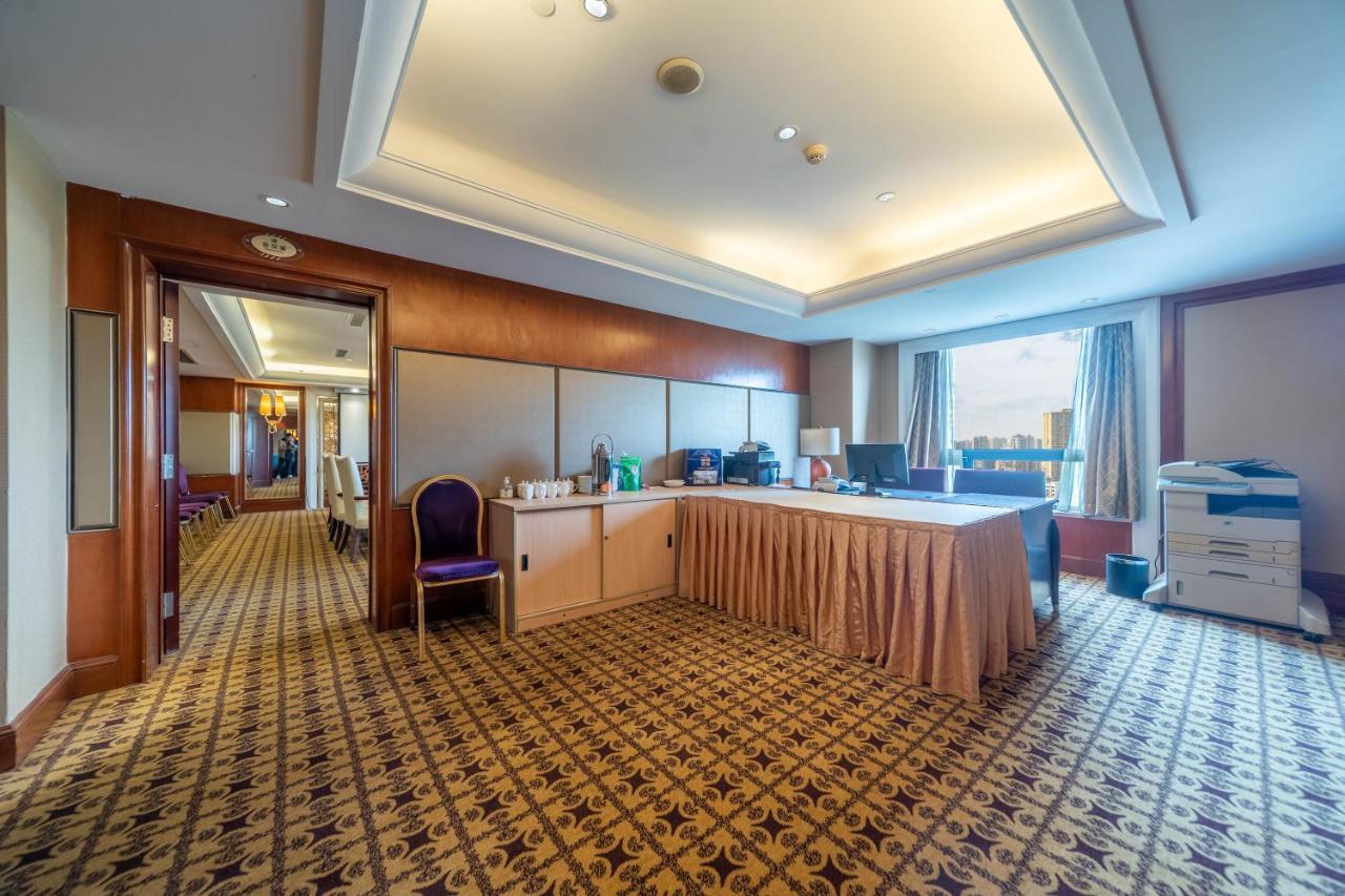 Ramada Yichang Hotel Extérieur photo