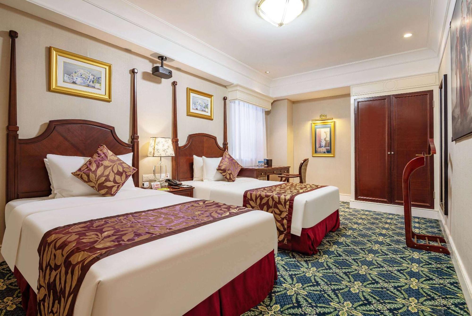 Ramada Yichang Hotel Extérieur photo