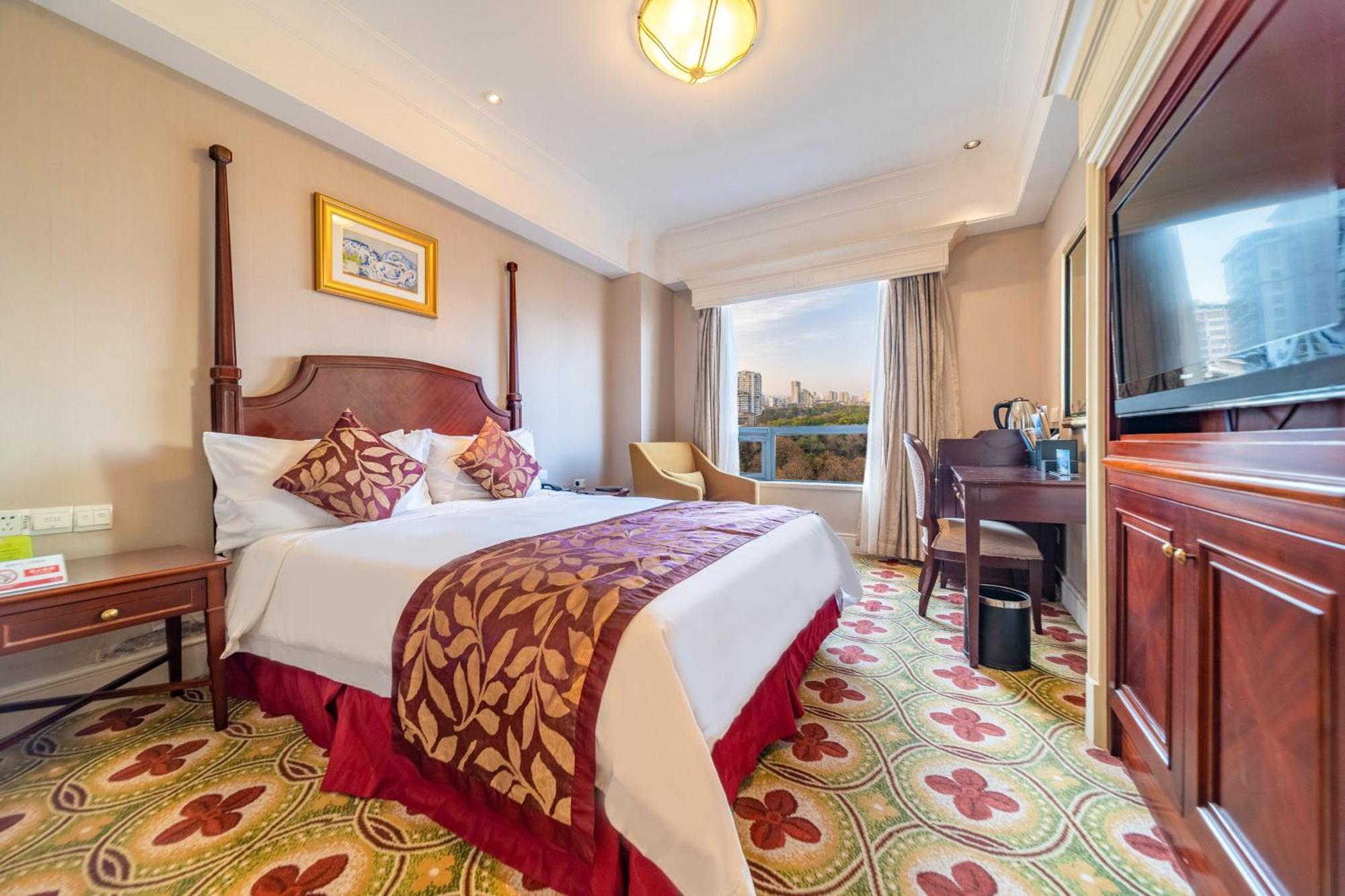 Ramada Yichang Hotel Extérieur photo